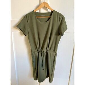 Womens Mondetta Performance Luxury Cinched Waist Army Green Dress Pockets Size S